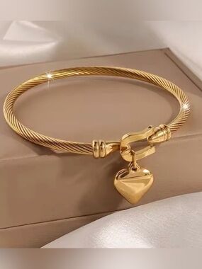 Gold Tone Cable Wire Bracelet Heart Charm Minimalist Statement Jewelry for Women